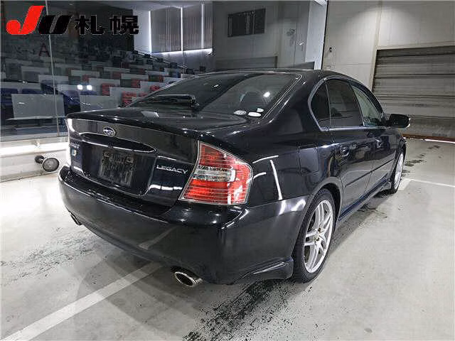SUBARU LEGACY B4