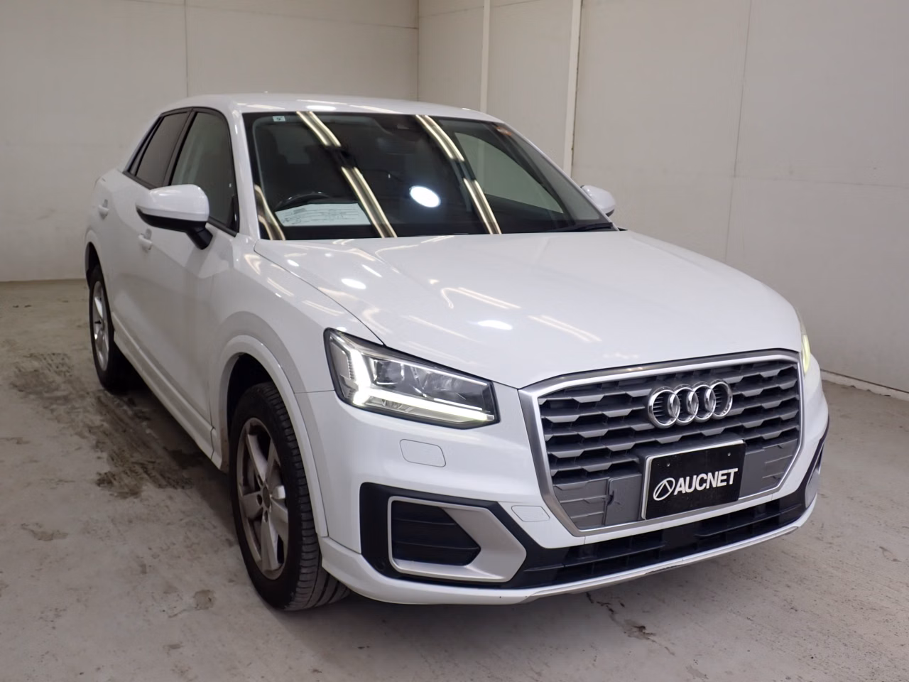 AUDI Q2