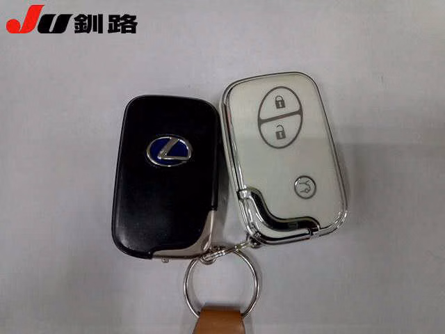 LEXUS LS600H