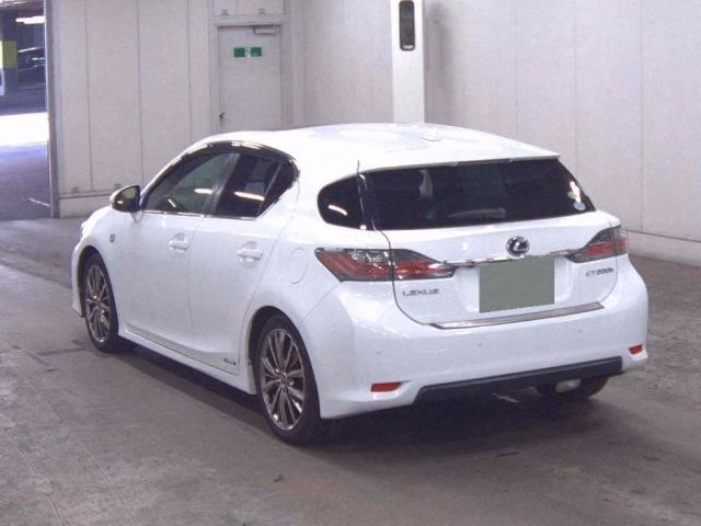 LEXUS CT200H