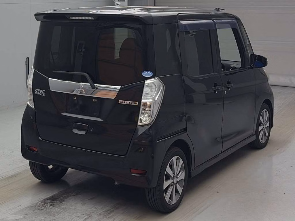 MITSUBISHI EK SPACE