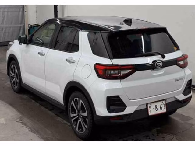 DAIHATSU ROCKY