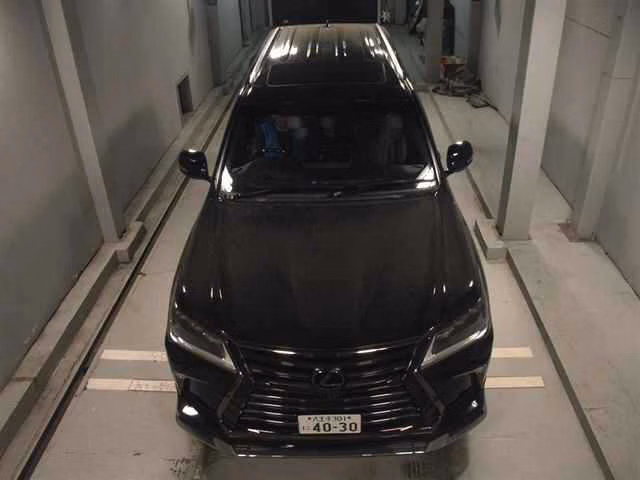 LEXUS LX570