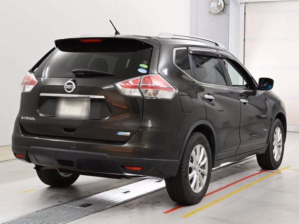 NISSAN X-TRAIL