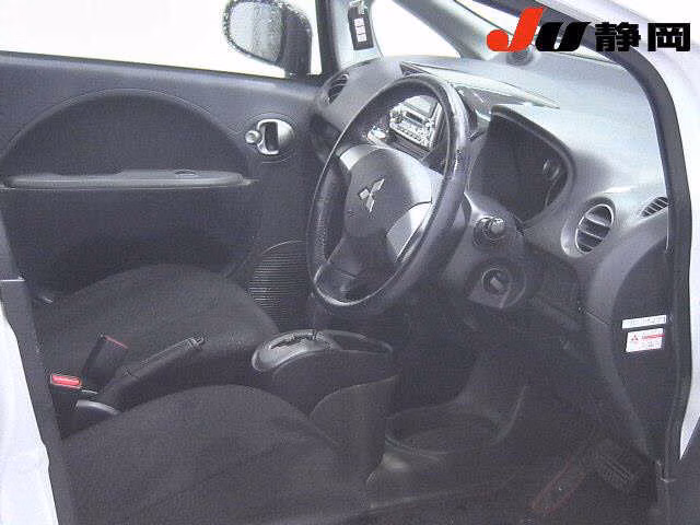 MITSUBISHI I