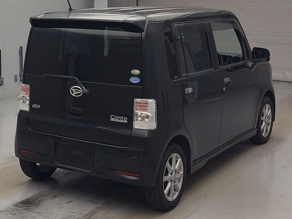 DAIHATSU MOVE CONTE