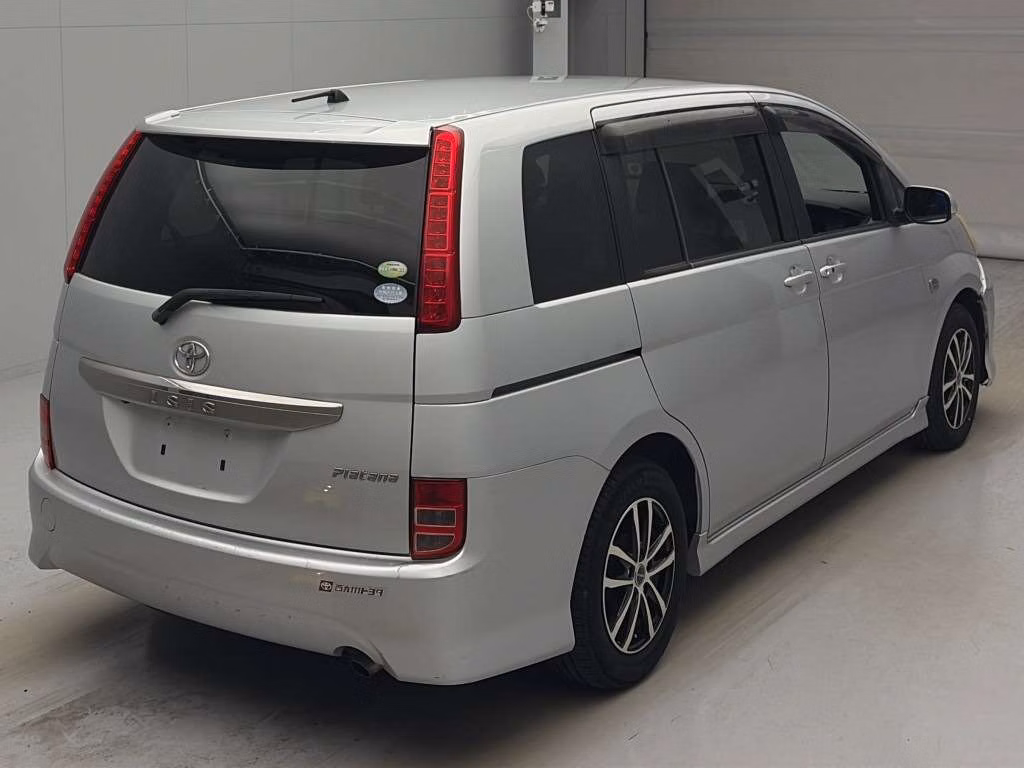 TOYOTA ISIS