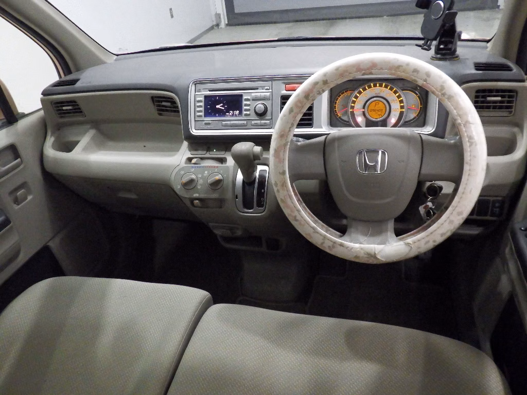 HONDA LIFE