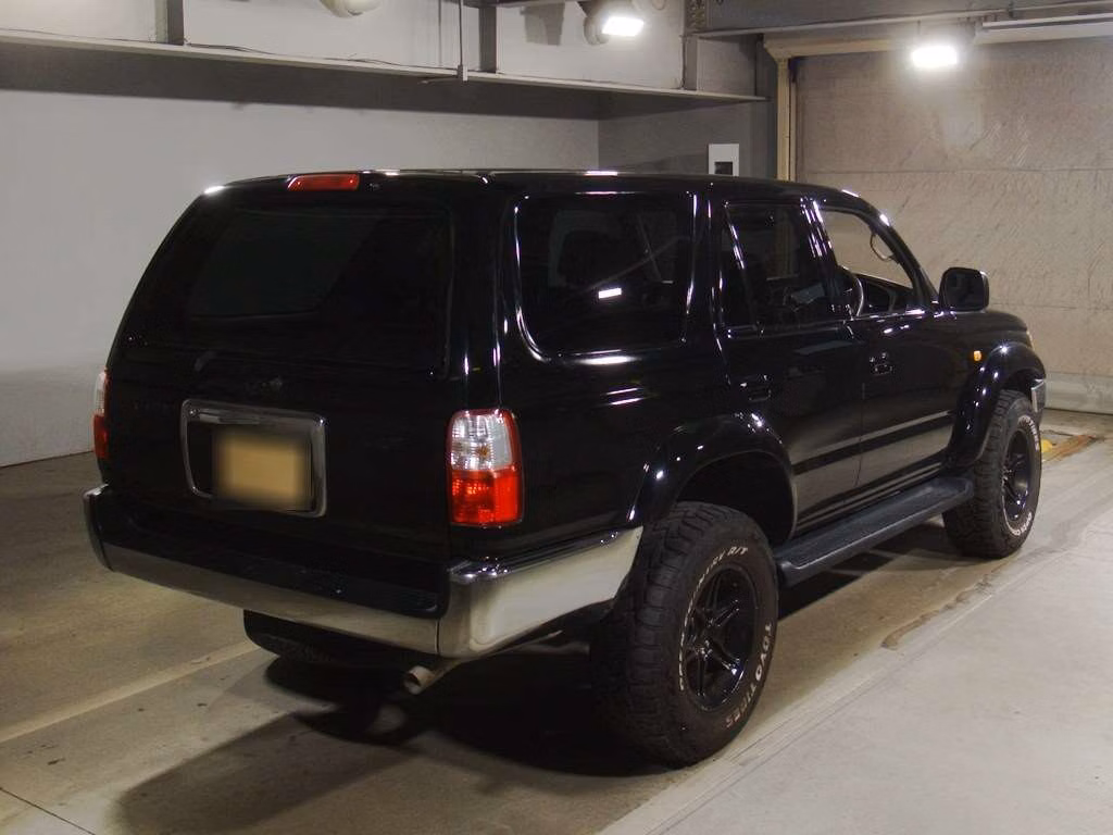TOYOTA HILUX SURF