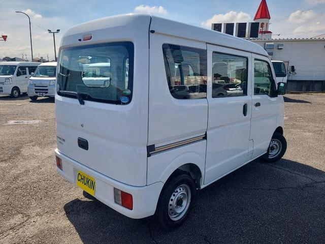 MITSUBISHI MINICAB