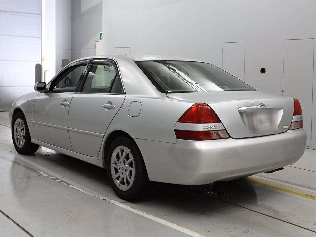 TOYOTA MARK II