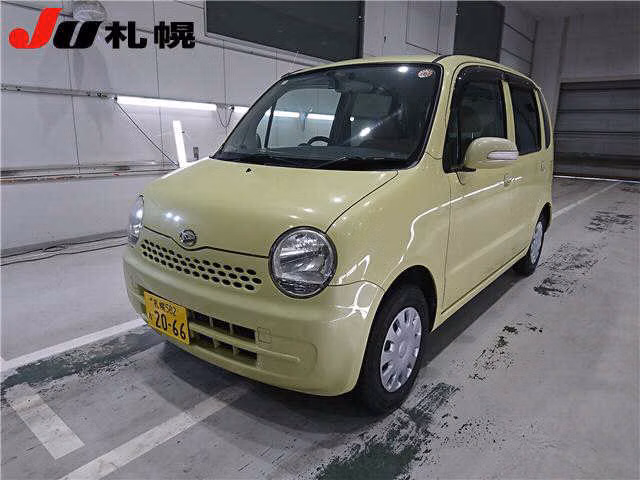 DAIHATSU MOVE LATTE