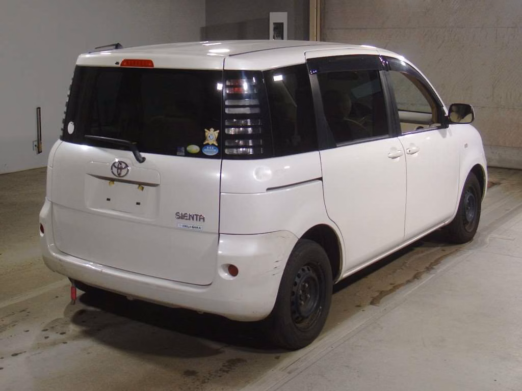 TOYOTA SIENTA