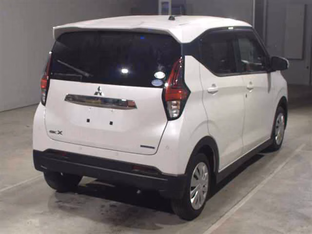 MITSUBISHI EK X