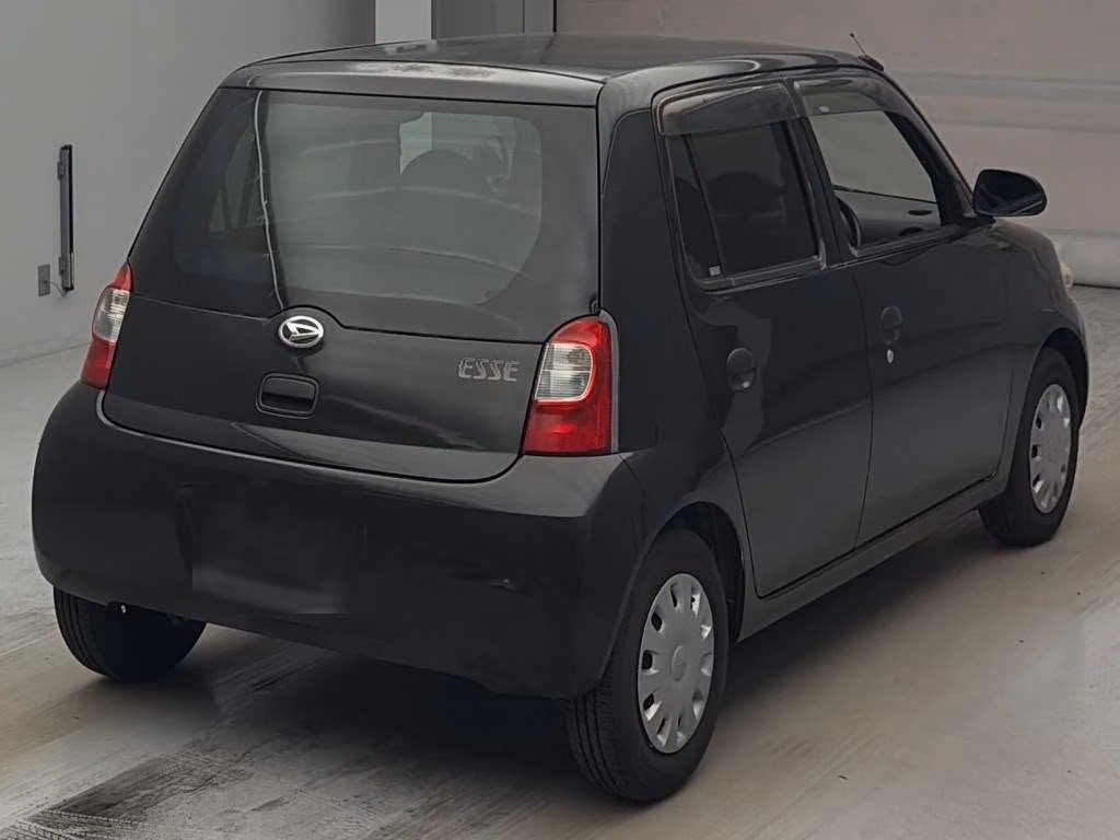 DAIHATSU ESSE