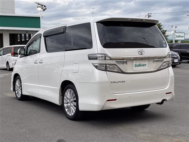TOYOTA VELLFIRE