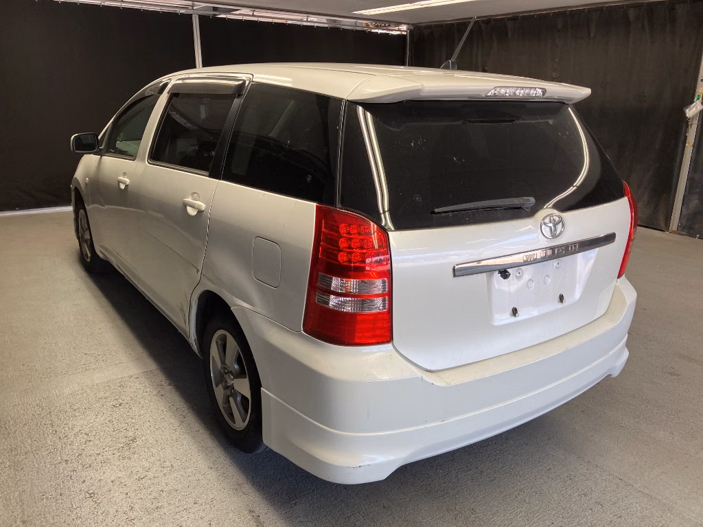 TOYOTA WISH