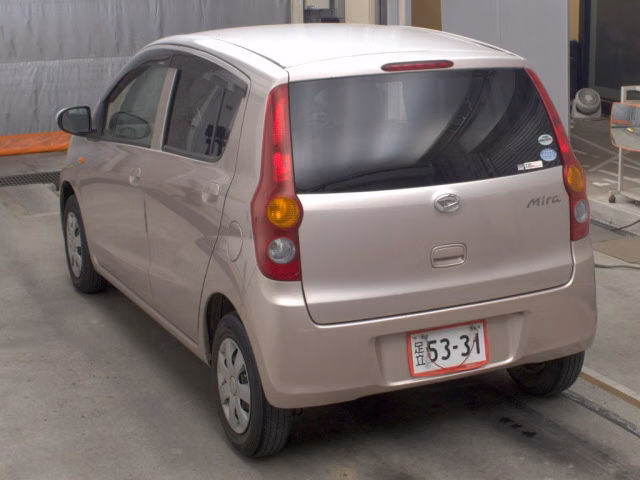 DAIHATSU MIRA