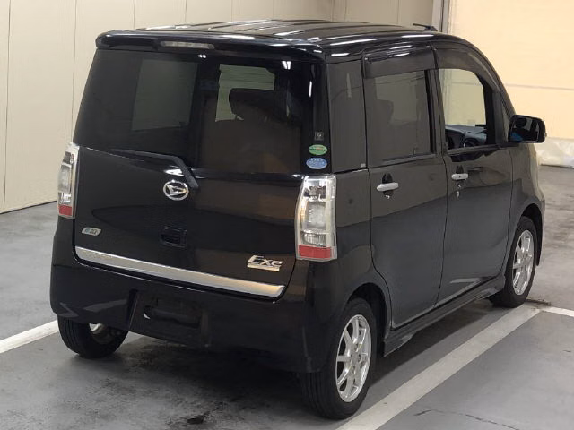 DAIHATSU TANTO EXE