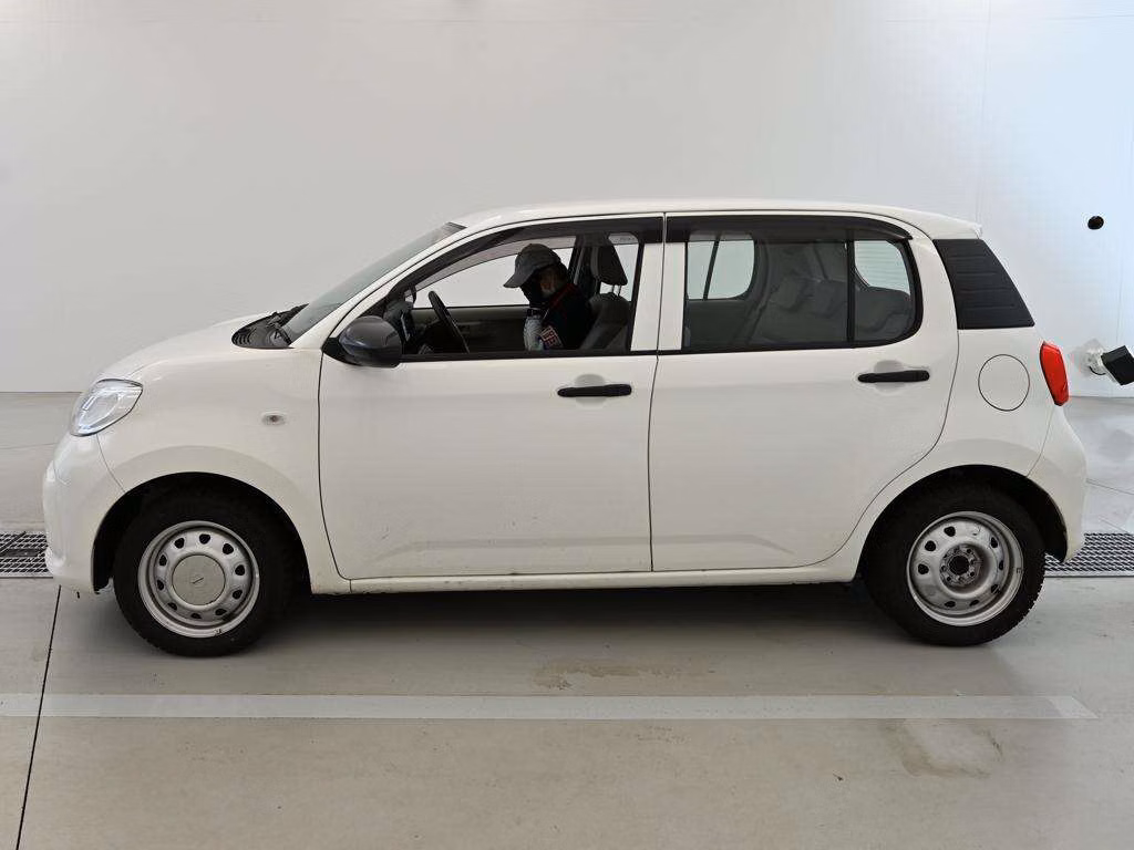DAIHATSU BOON