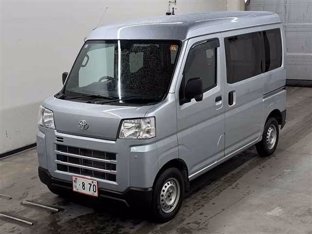 TOYOTA PIXIS VAN