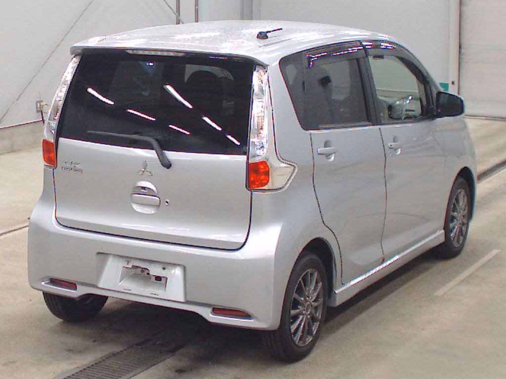 MITSUBISHI EK CUSTOM