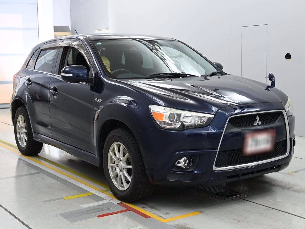 MITSUBISHI RVR