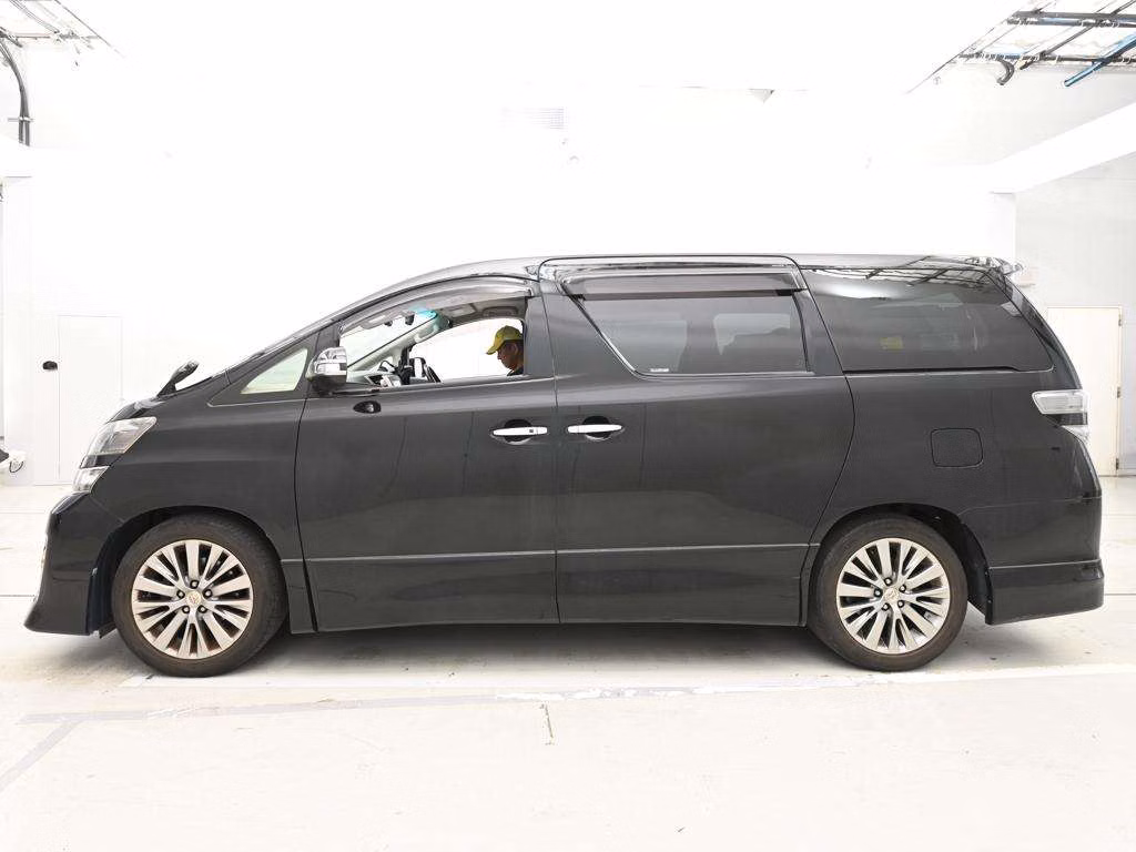 TOYOTA VELLFIRE