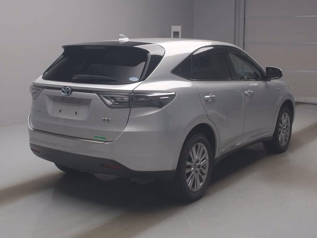 TOYOTA HARRIER