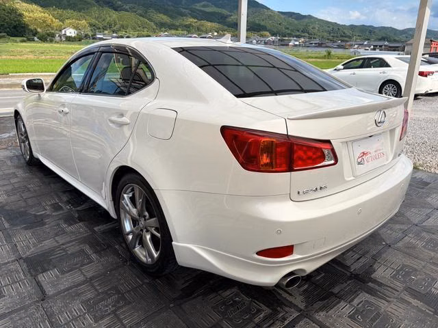 LEXUS IS250