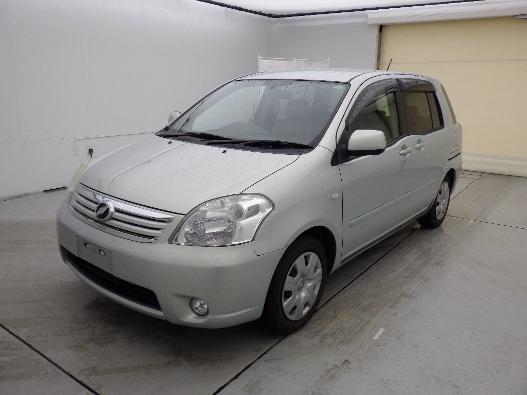 TOYOTA RAUM