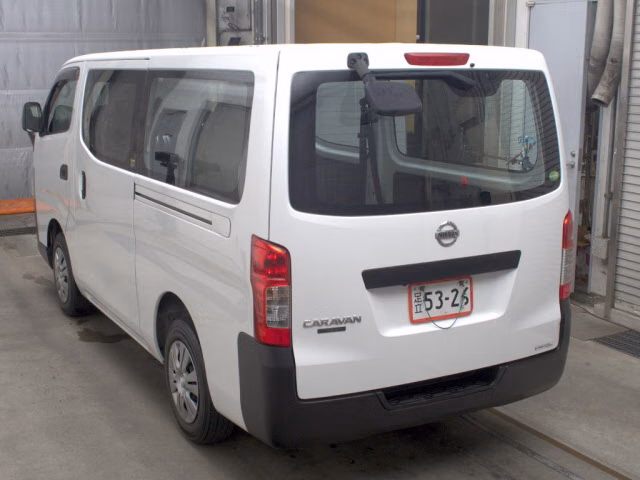 NISSAN NV350 CARAVAN