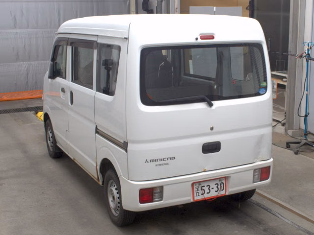 MITSUBISHI MINICAB