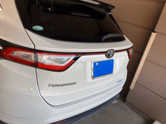 TOYOTA HARRIER