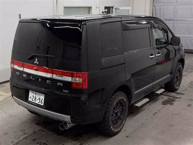 MITSUBISHI DELICA D:5