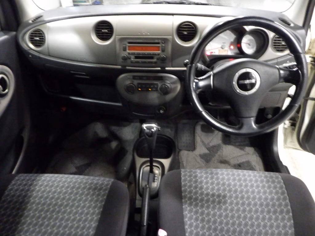 DAIHATSU MIRA GINO