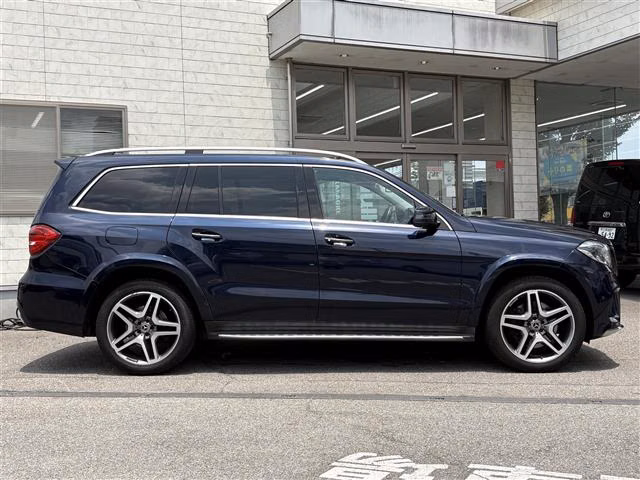 MERCEDES-BENZ GLS-CLASS