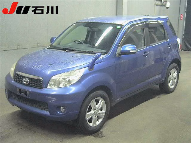 TOYOTA RUSH