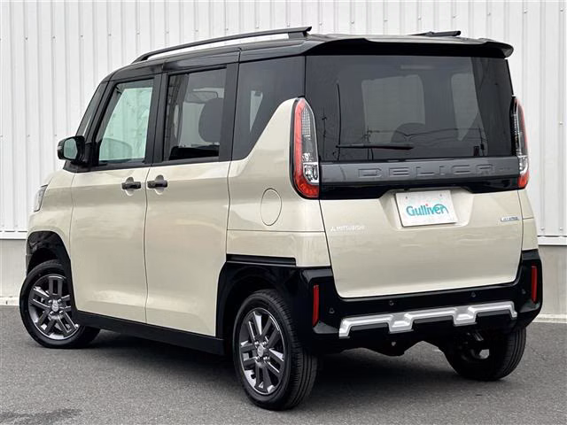 MITSUBISHI DELICA MINI