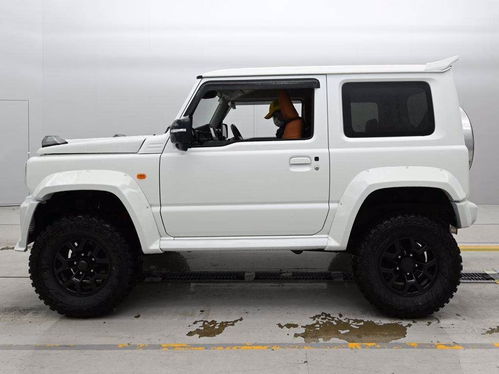 SUZUKI JIMNY SIERRA