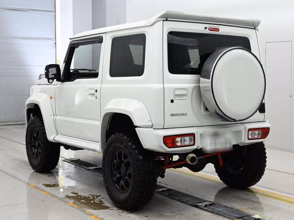 SUZUKI JIMNY SIERRA
