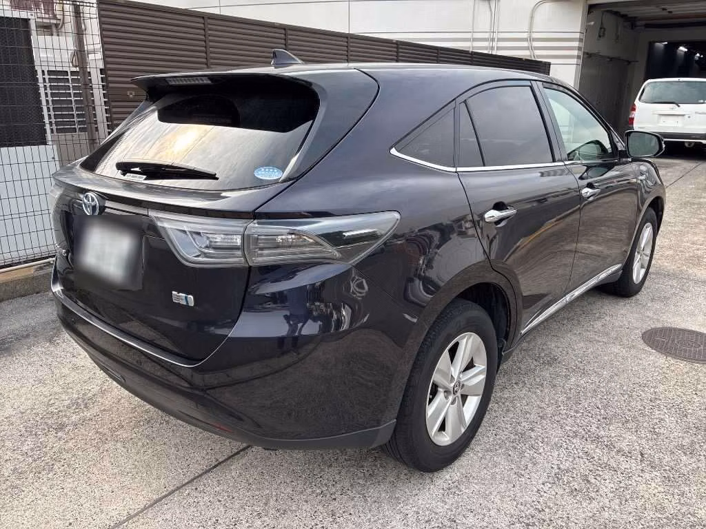 TOYOTA HARRIER