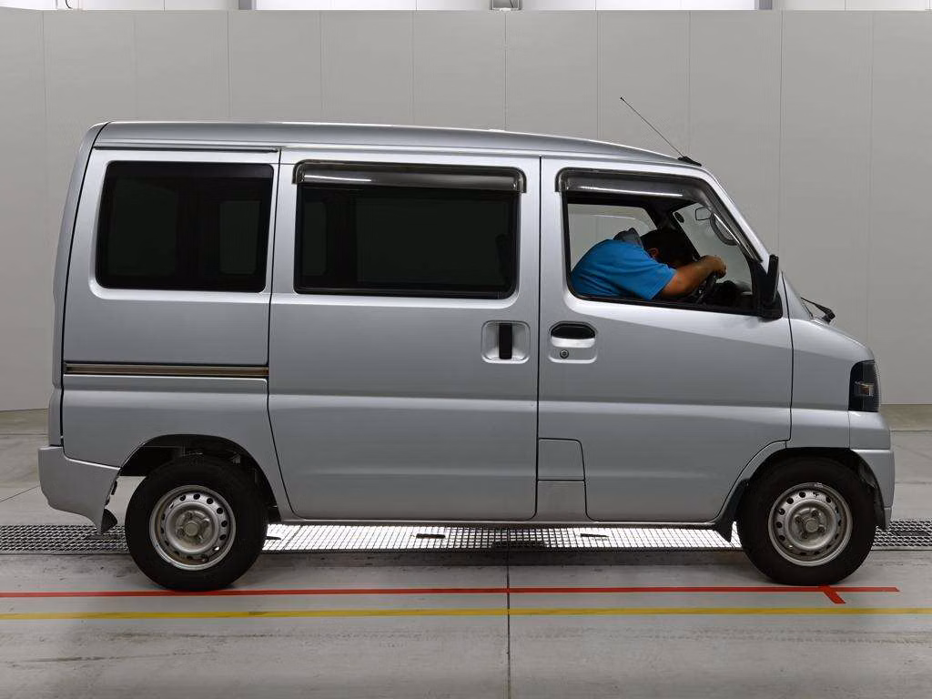 MITSUBISHI MINICAB
