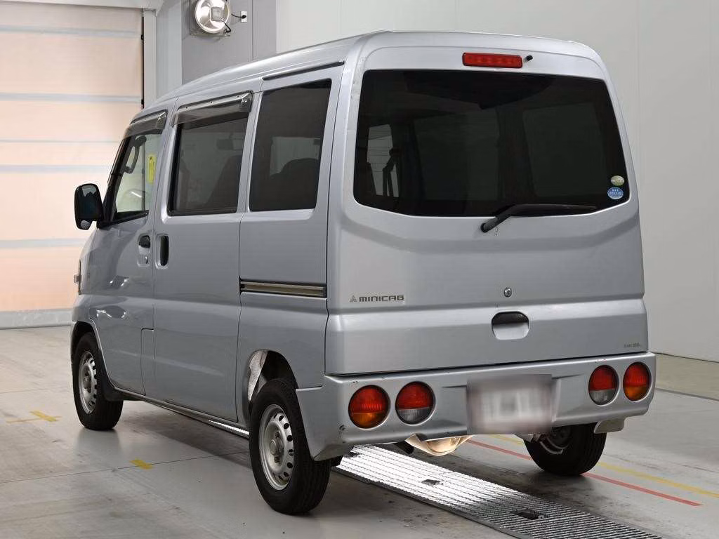 MITSUBISHI MINICAB