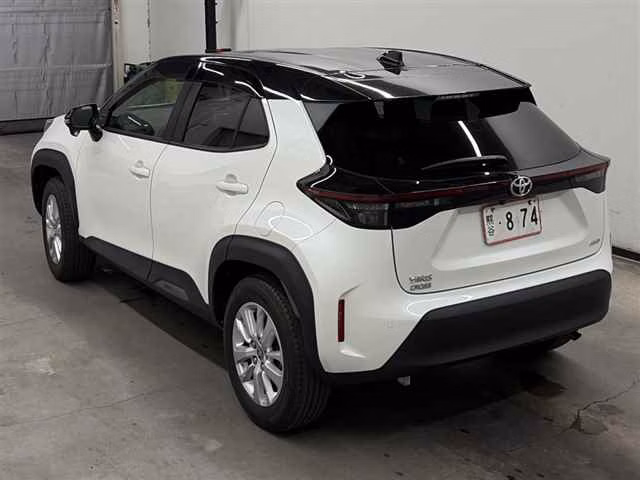 TOYOTA YARIS CROSS