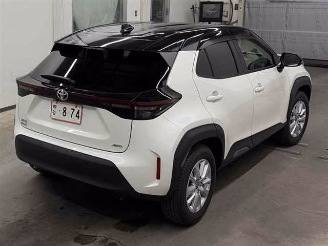 TOYOTA YARIS CROSS
