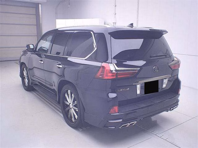 LEXUS LX570