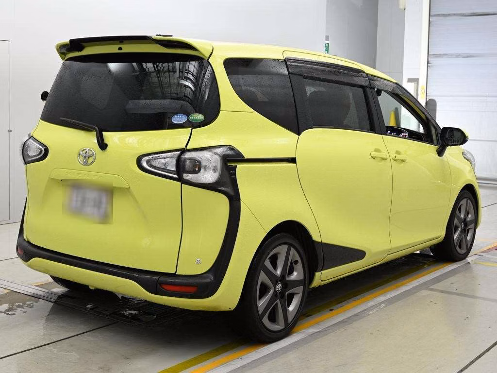 TOYOTA SIENTA