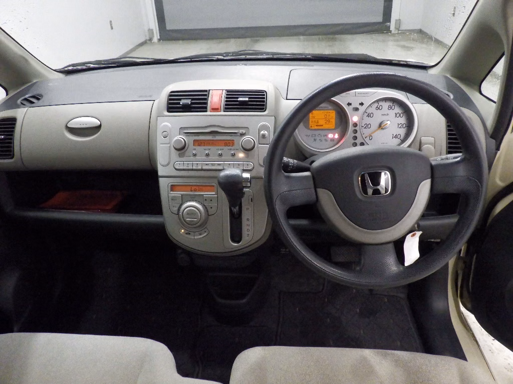 HONDA LIFE