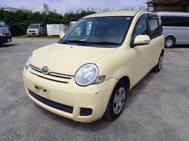 TOYOTA SIENTA